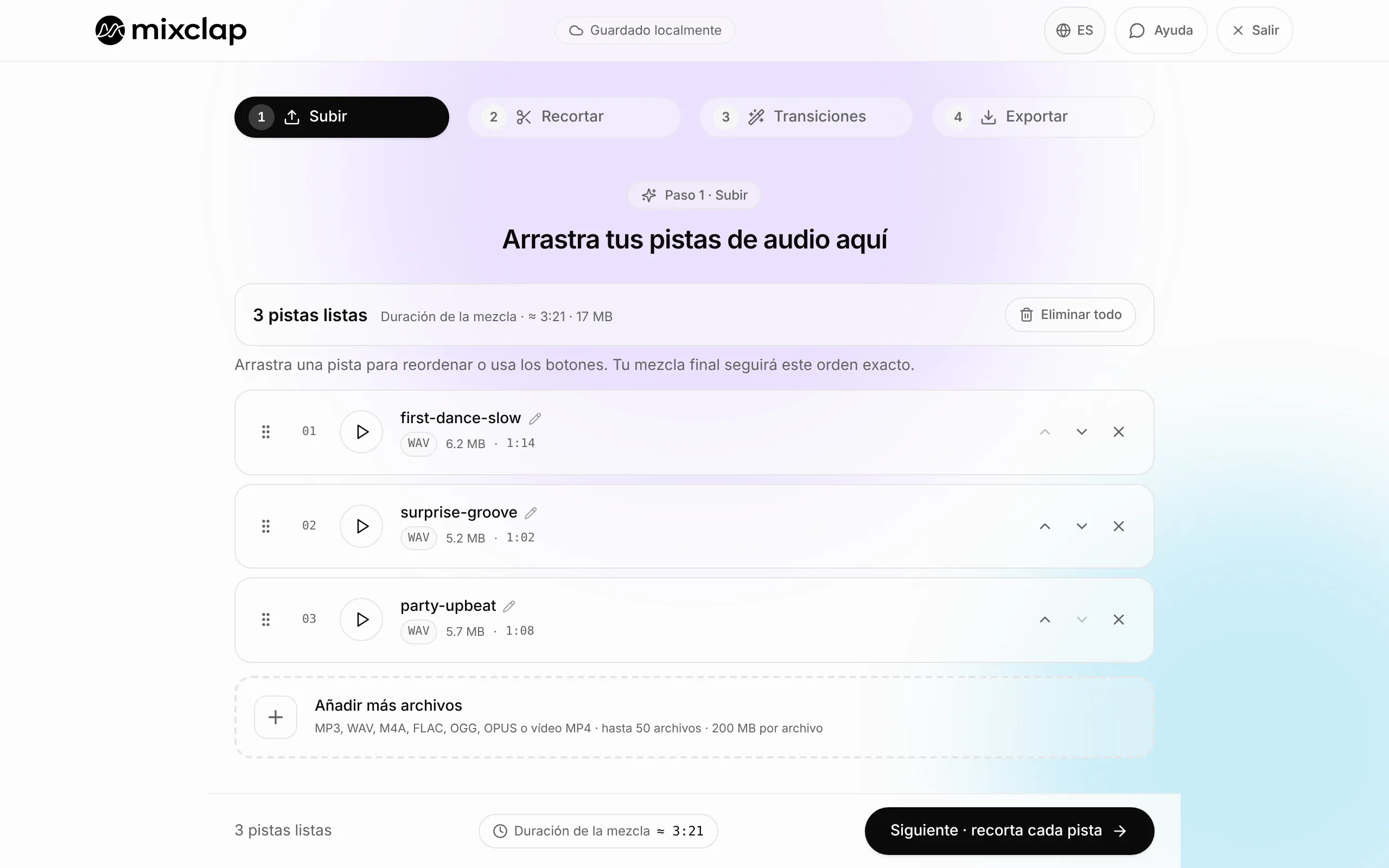 Tres canciones importadas en MixClap, con asas y flechas para cambiar su orden